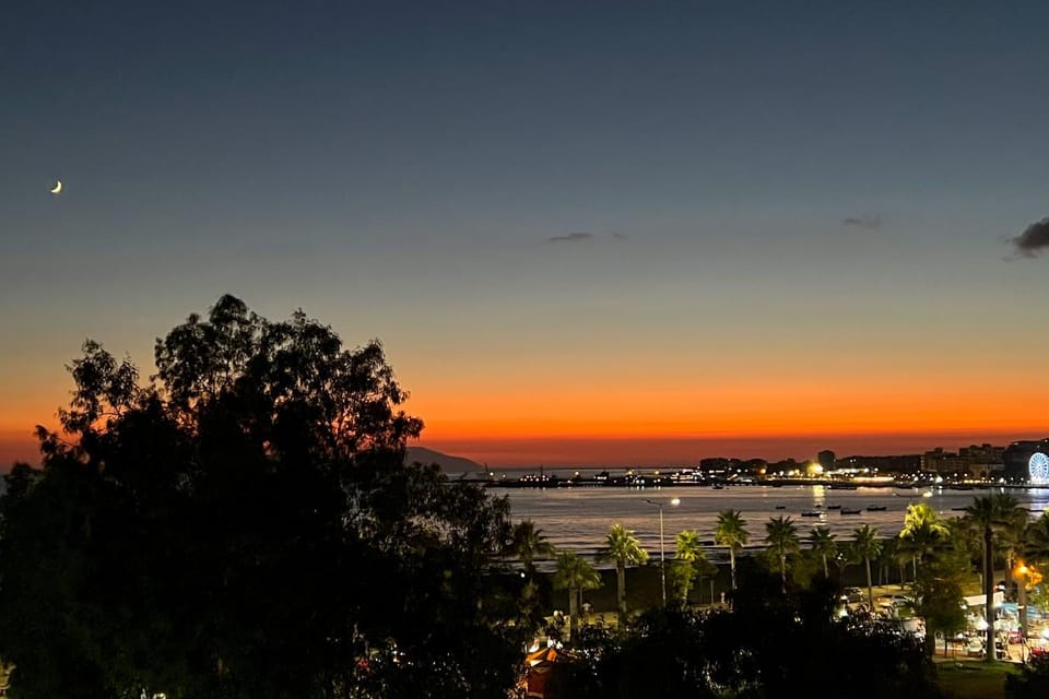 Natural landscape, Balcony/Terrace, City view, Sea view, Sunset