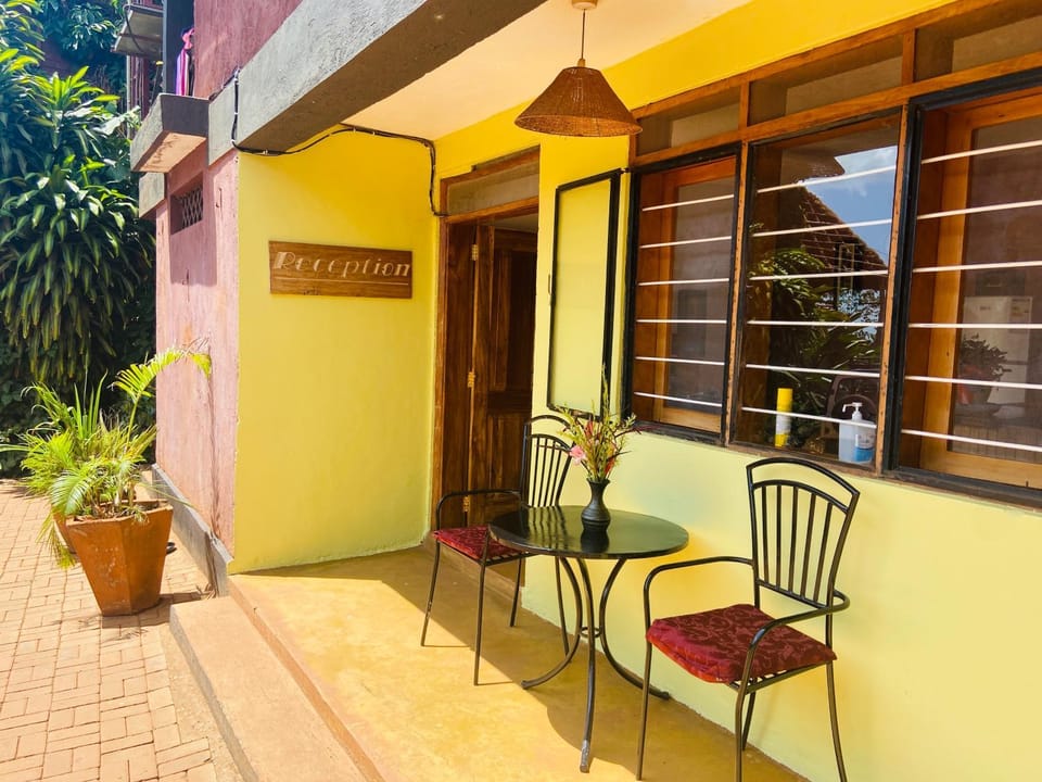 Home On The Nile water front Cottage Apartment in Uganda