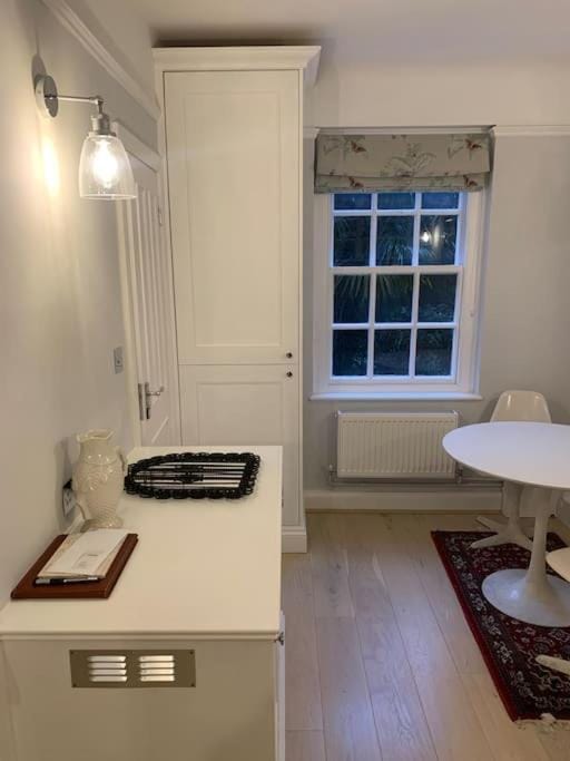 South Kensington Studio Apartment in City of Westminster
