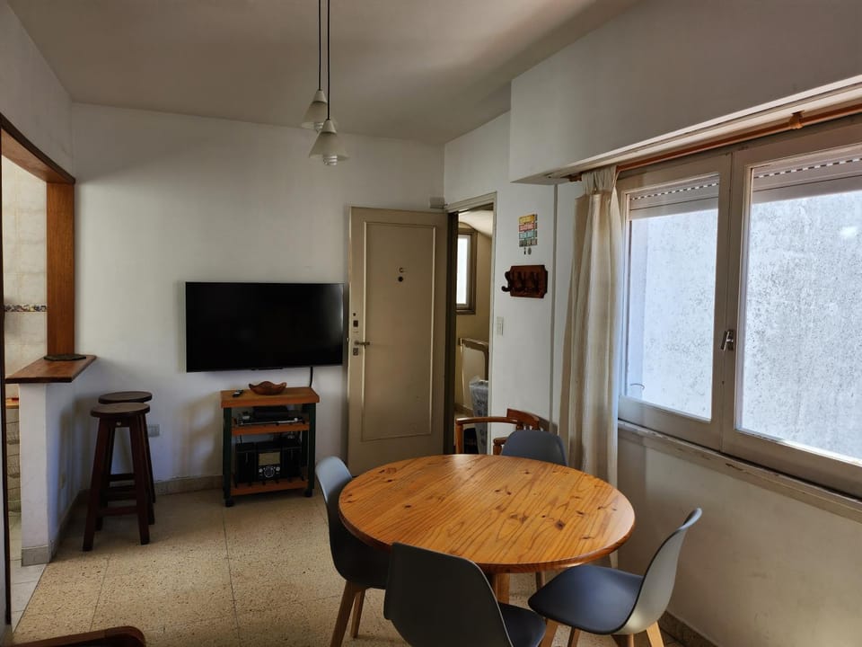 Communal lounge/ TV room, Dining area, Street view