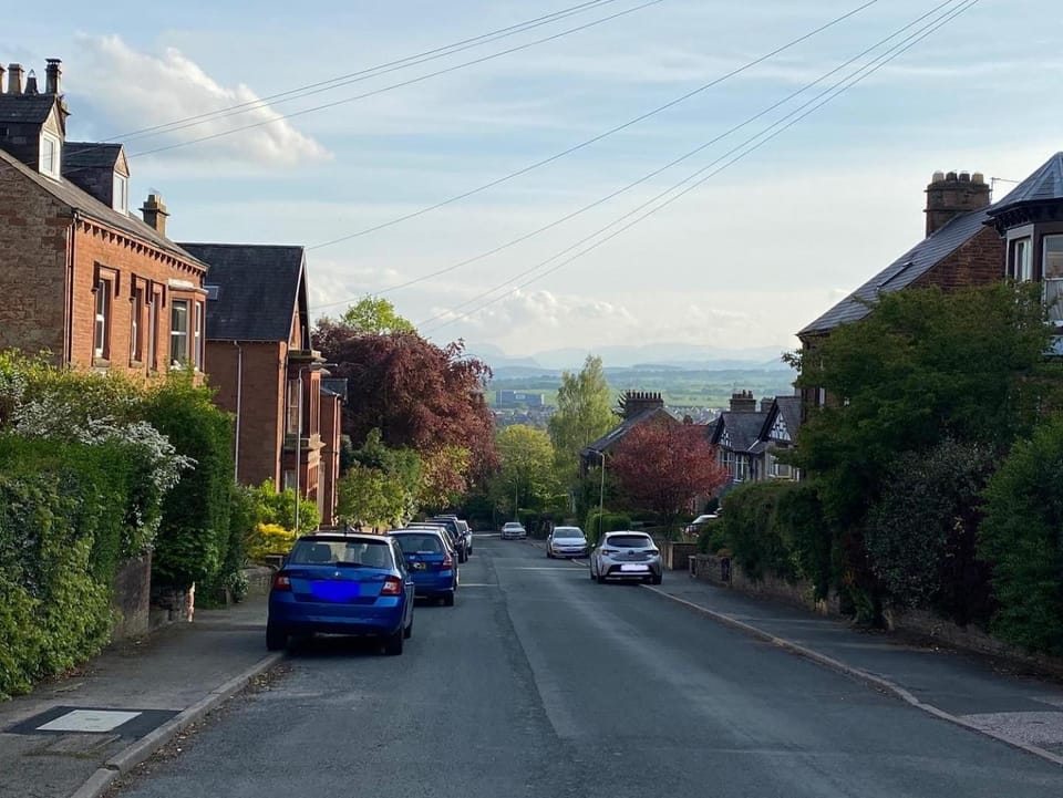Neighbourhood, Street view, Parking