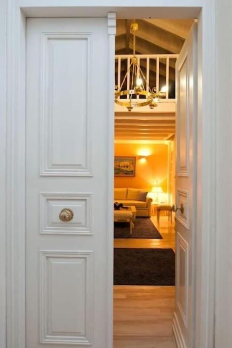 Acropolis Luxury House Apartment in Athens
