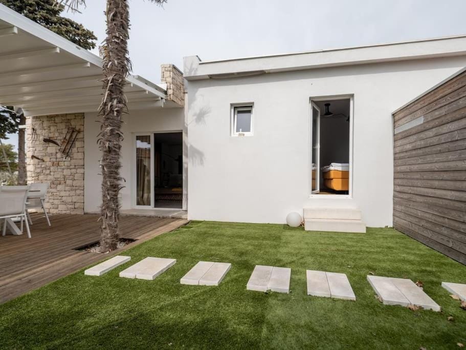 Property building, Garden view