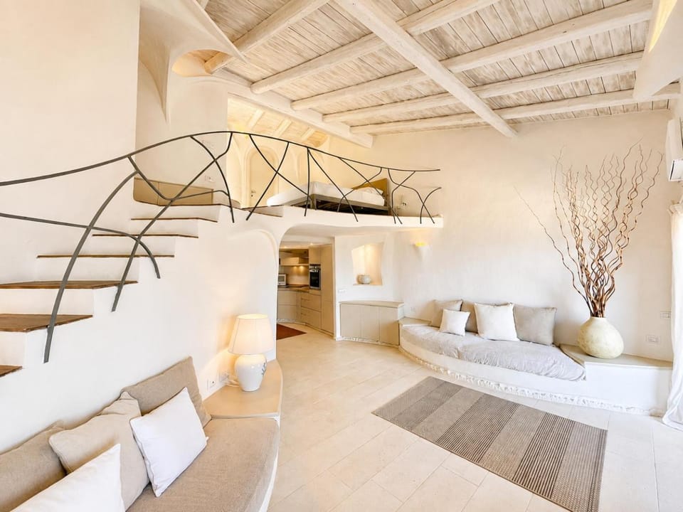Living room, Bedroom, kitchen