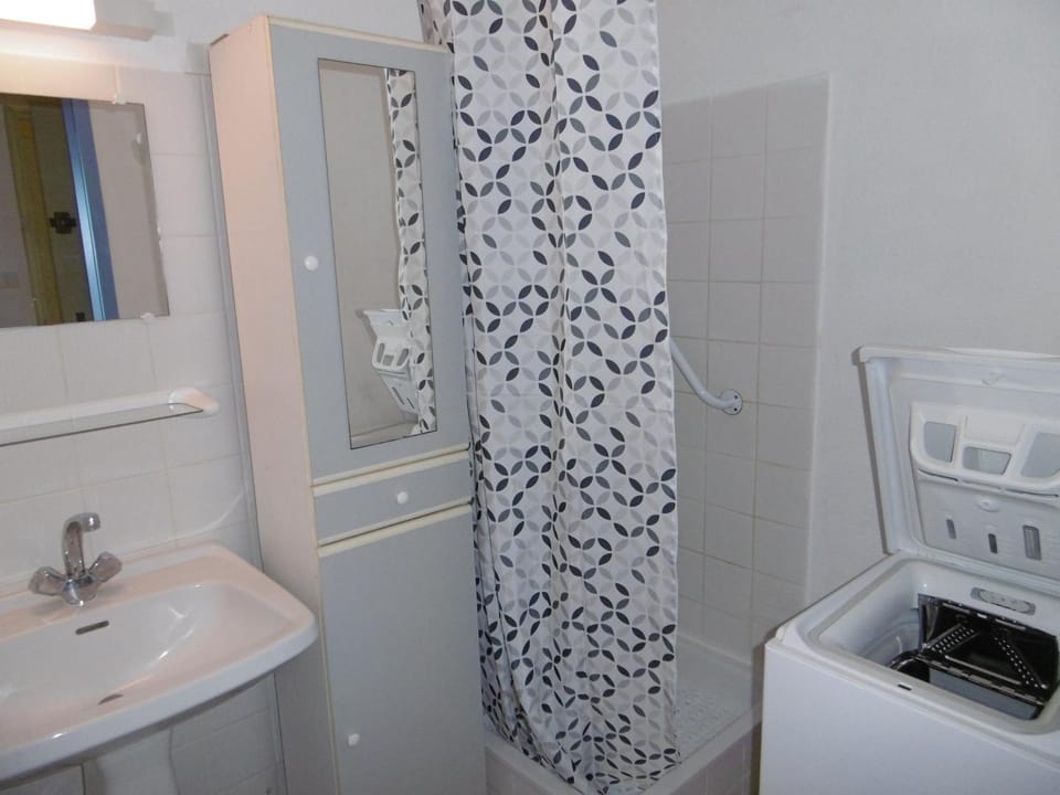 Appart 30m² 5 pers, vue marina, parking privé - FR-1-472-166 Apartment in Occitanie