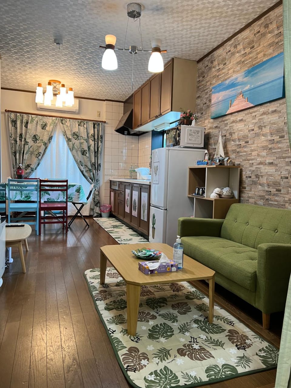 Living room, Dining area