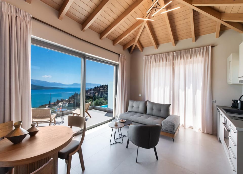 Highview luxury suites Villa in Ligia