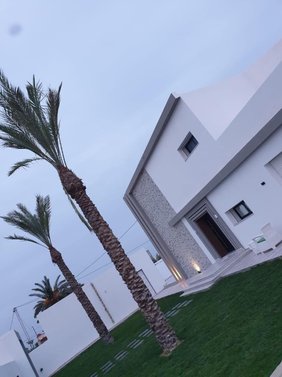 Property building, Day