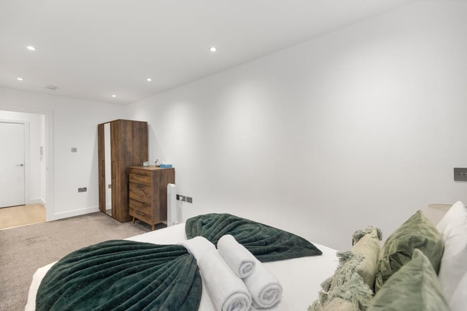Bed, Bedroom, wardrobe