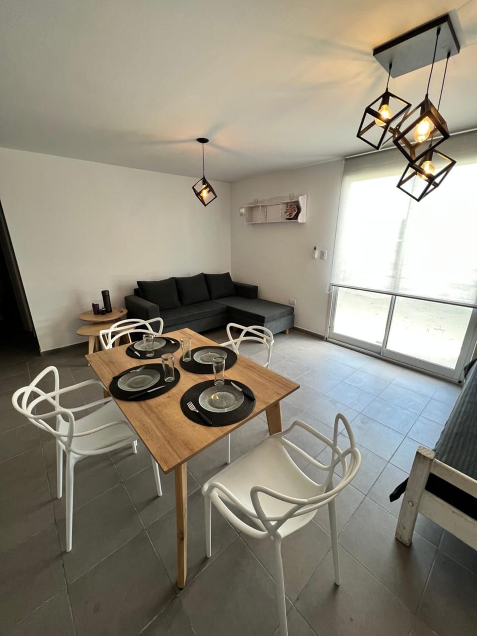 Seating area, Dining area