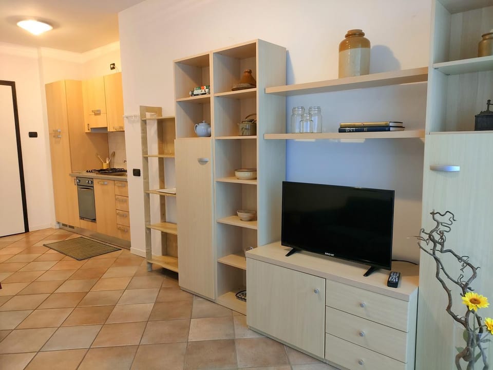 Kitchen or kitchenette, wardrobe