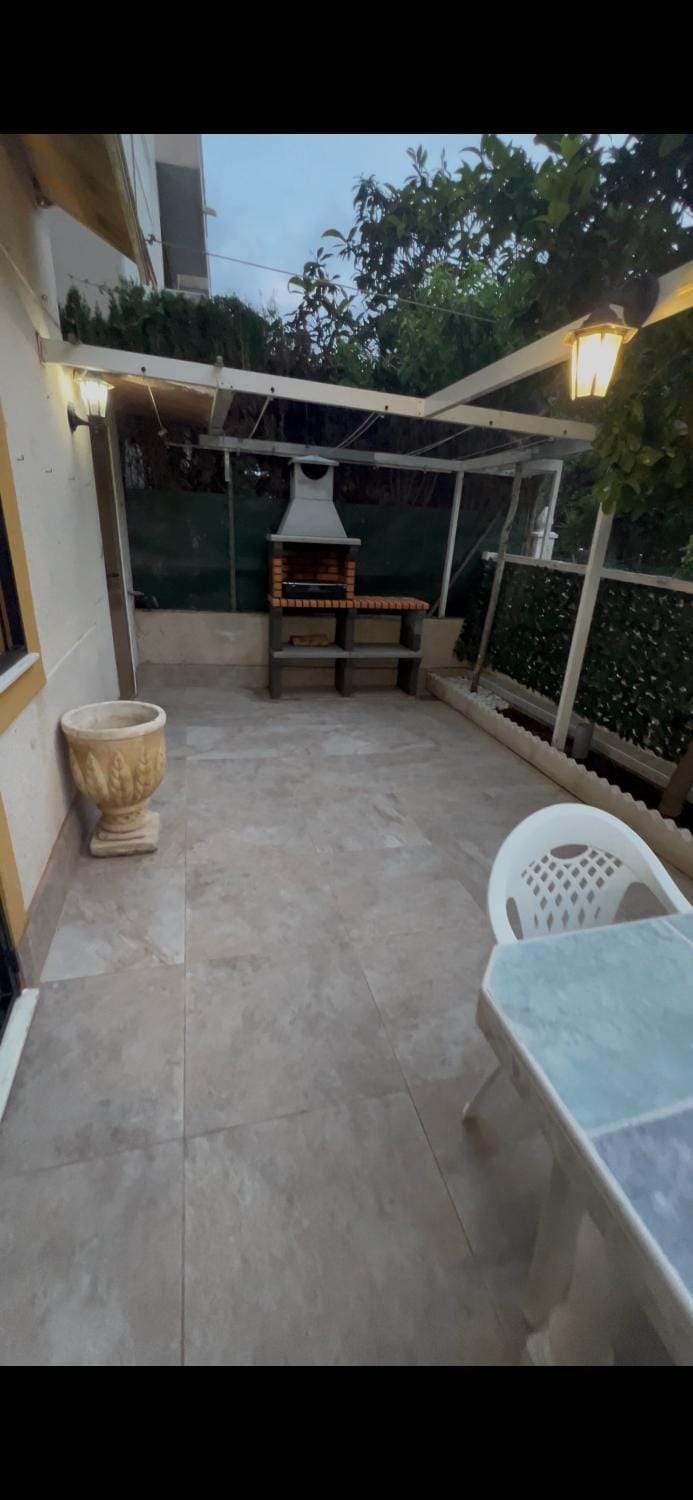 Apartamento bajo con terraza y piscina Apartment in Torrevieja
