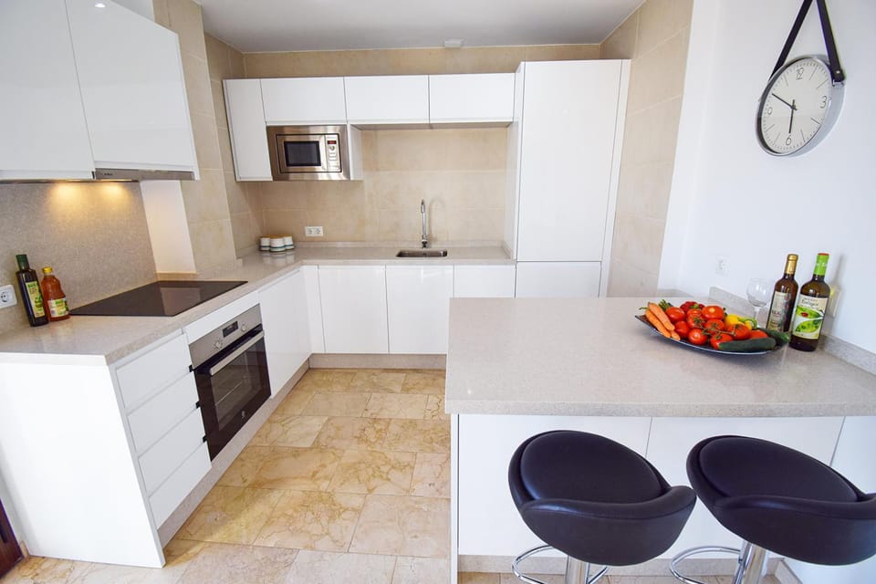 Penthouse 17A, Frigiliana 2 bedroom, Pool, Large Terrace and Amazing views in the center of Frigiliana HansOnHoliday Rentals Apartment in Frigiliana