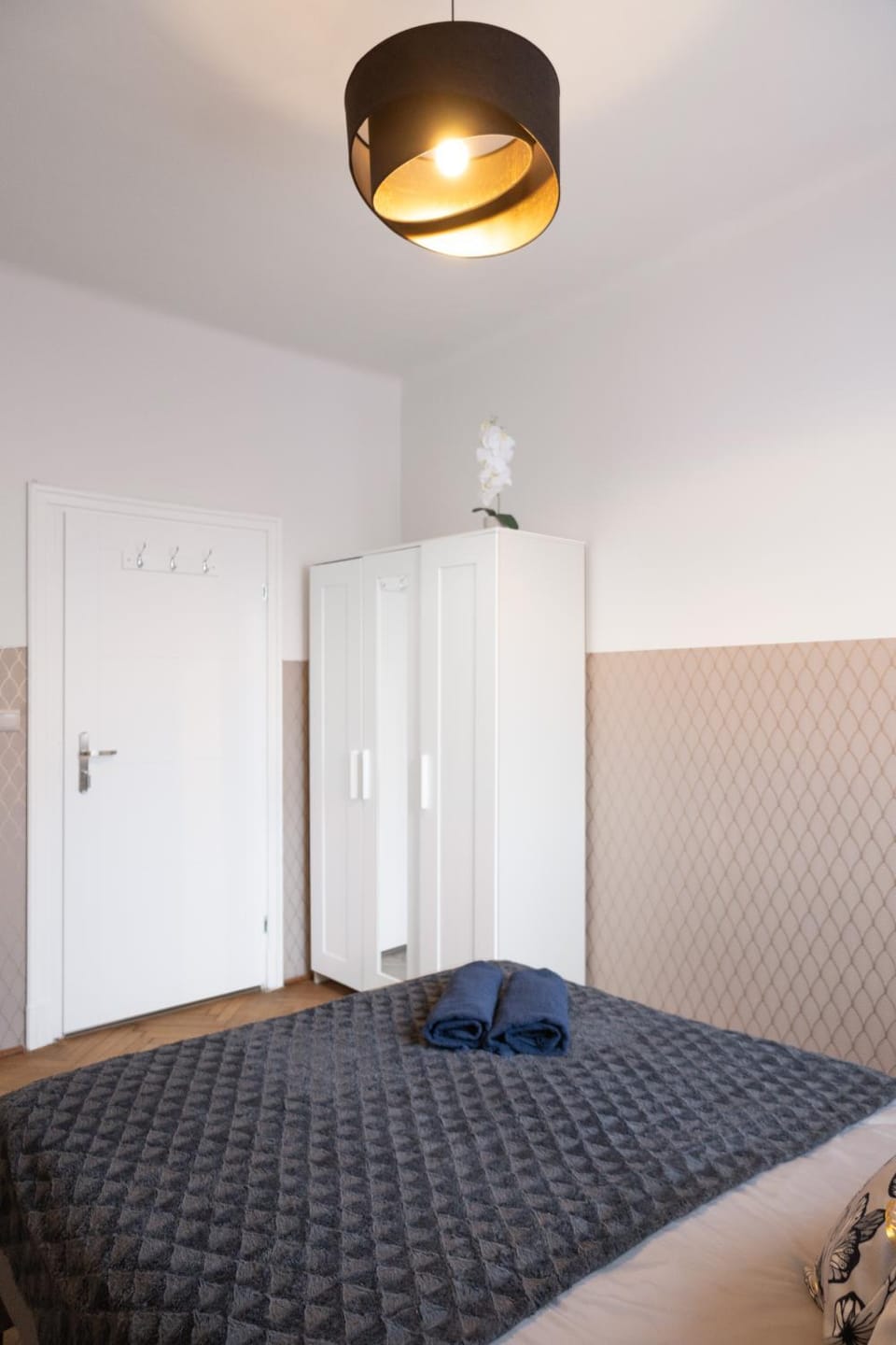 Bed, Photo of the whole room, Bedroom, wardrobe