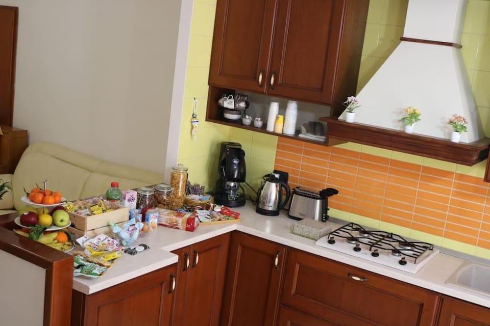 Coffee/tea facilities, Kitchen or kitchenette, toaster
