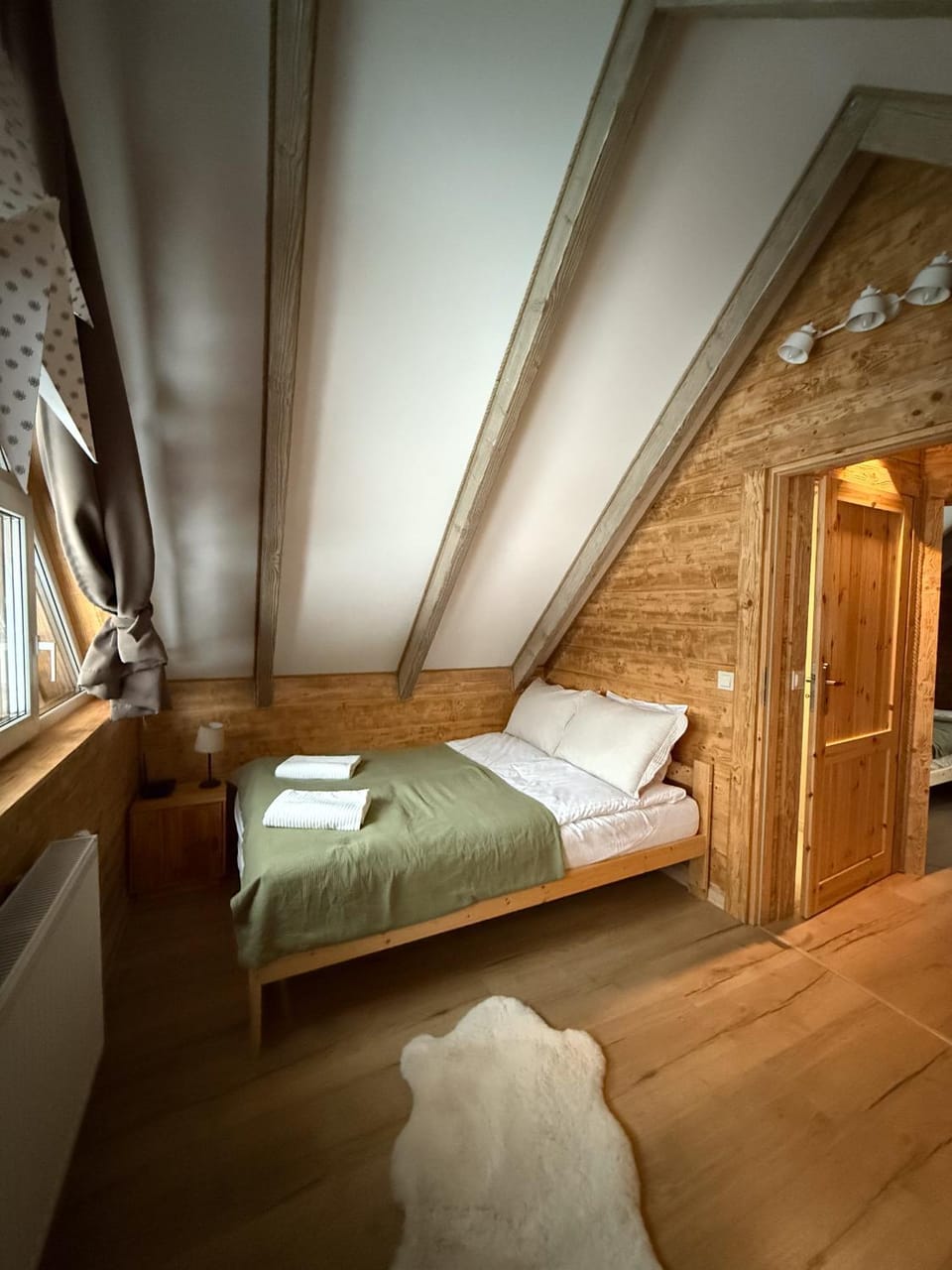 Bed, Photo of the whole room, Bedroom, towels, wardrobe