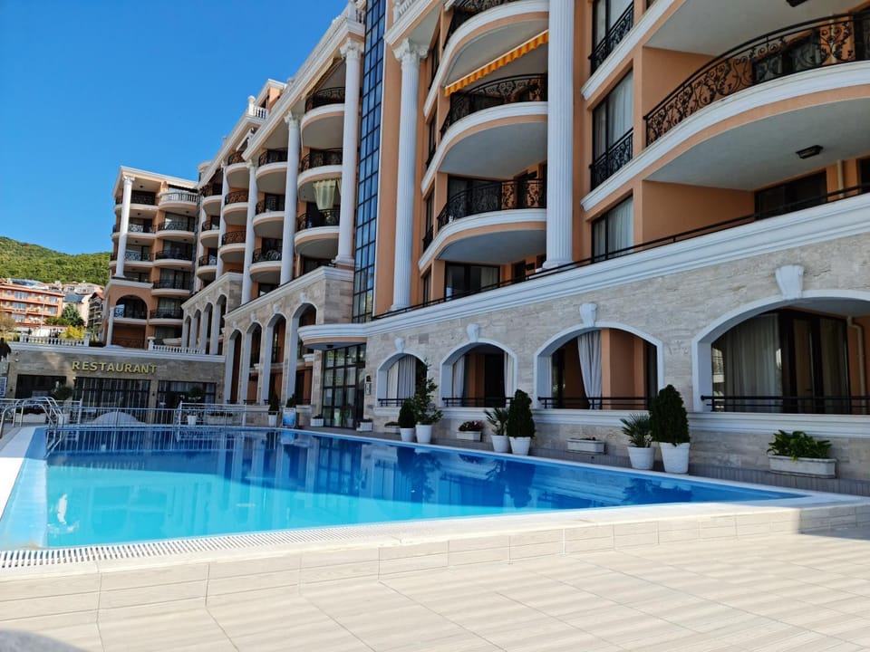 Pool view