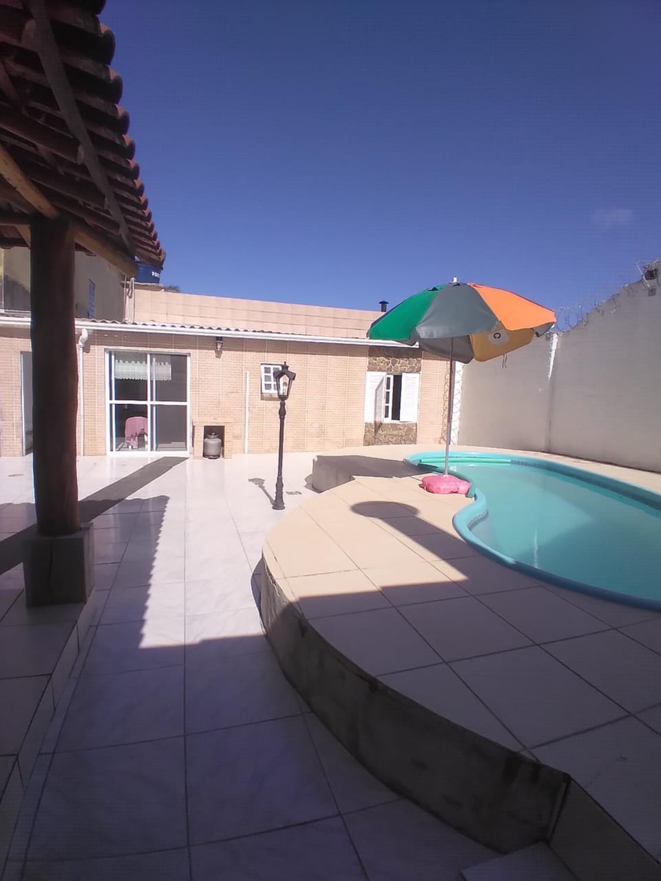 Casa com piscina Laranjal House in Pelotas