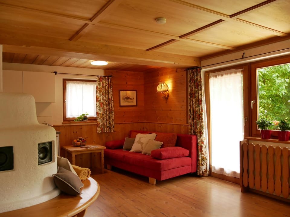 Balcony/Terrace, Living room, Photo of the whole room, Seating area, Family, fireplace, furniture, oven, pet friendly