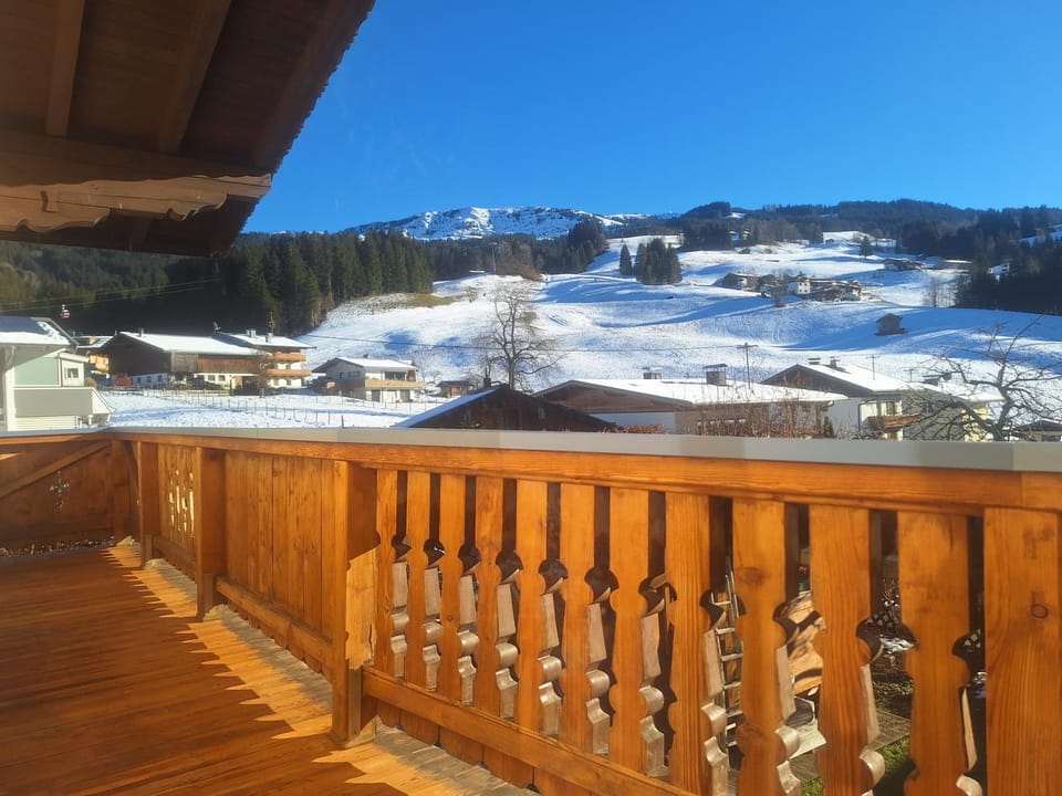 Day, Natural landscape, Winter, Skiing, View (from property/room), Balcony/Terrace, Mountain view, Sports