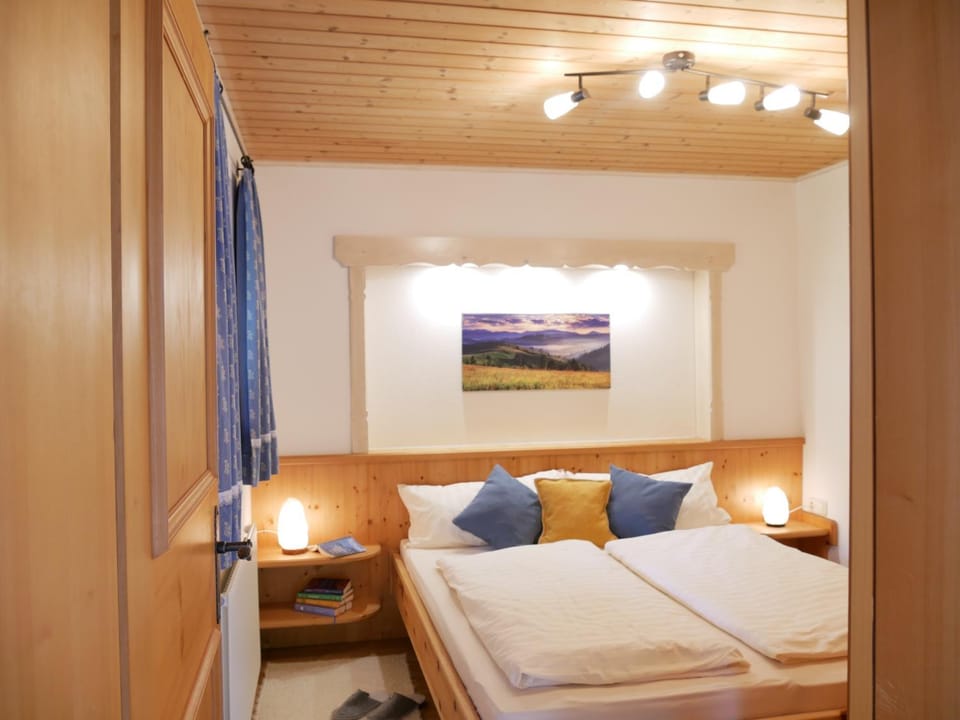 Bed, Photo of the whole room, Bedroom, towels, wardrobe