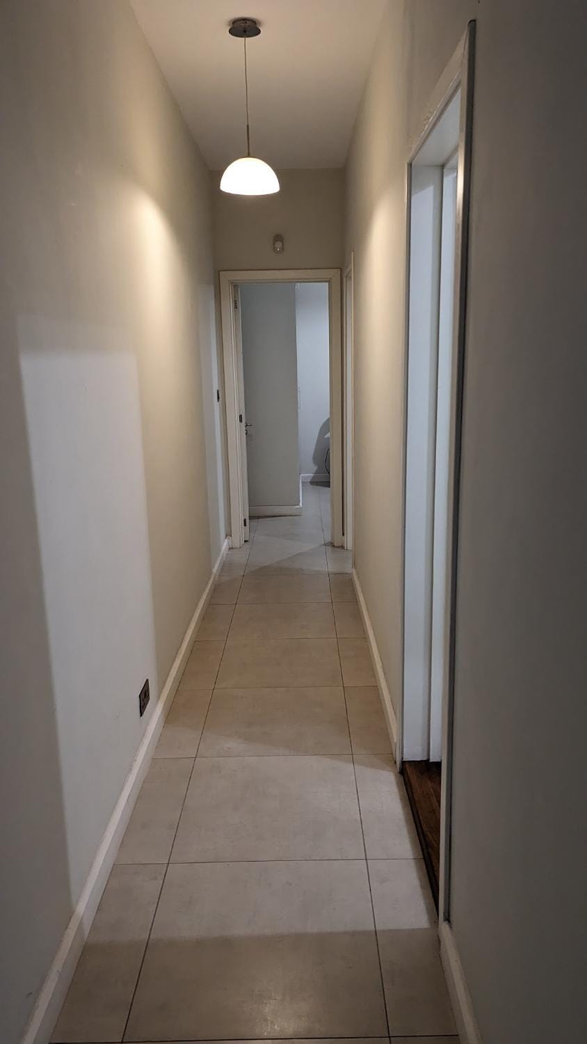 Spacious 2-bedroom apartment with shared pool 2 mins to Pereybere beach Apartment in Grand Baie