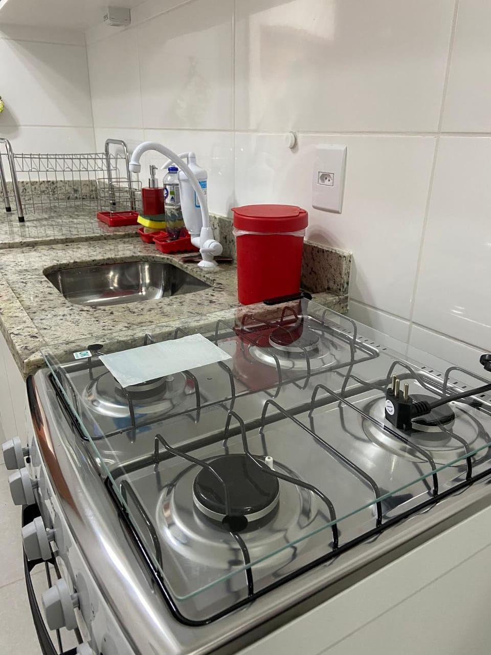Kitchen or kitchenette, pet friendly, stove