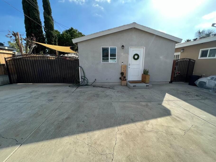 La Casita de Whittier, Private Unit w/patio area, Disney, Biola, Knotts House in La Mirada