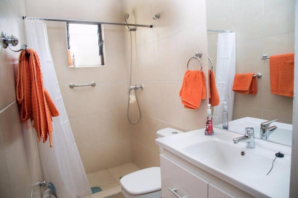 Comfortable & Sunny House in La Paz Apartment in La Paz