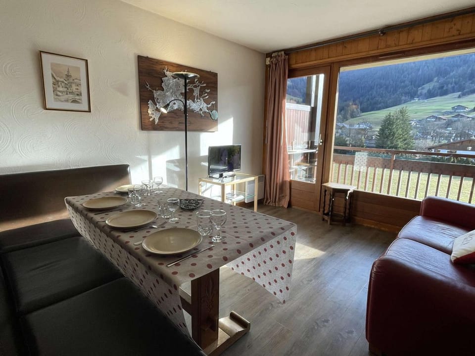 Charmant 2P cabine 35m², proche pistes et village, parking, 4 pers. - FR-1-603-71 Cabin in Megève