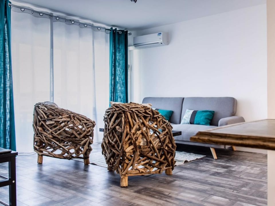 Magnifique T2 à Balaruc-les-Bains avec Balcon, WiFi et Animaux Bienvenus - FR-1-503-143 Apartment in Balaruc-les-Bains