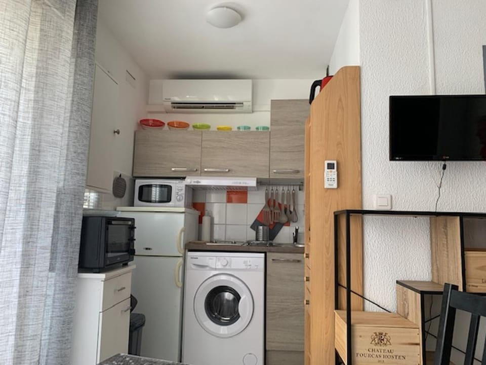 Studio à Balaruc-les-Bains, proche Thermes, avec clim et WiFi - FR-1-503-145 Apartment in Balaruc-les-Bains