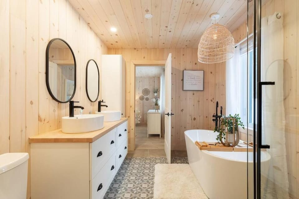 Chalet le Chardonnay - Spa , Foyers , Accès plage Lac-Jaune Chalet in Quebec