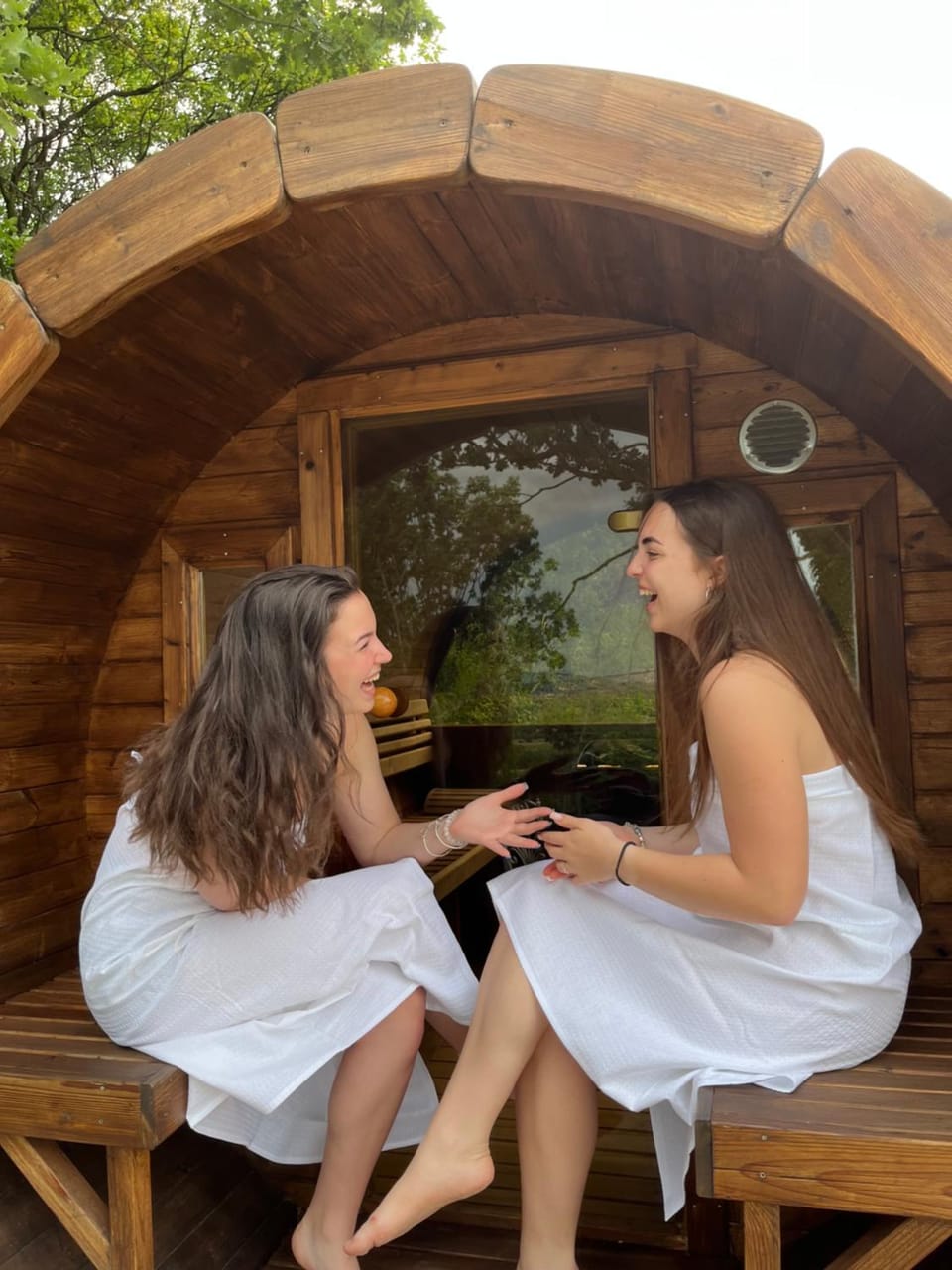 People, Sauna