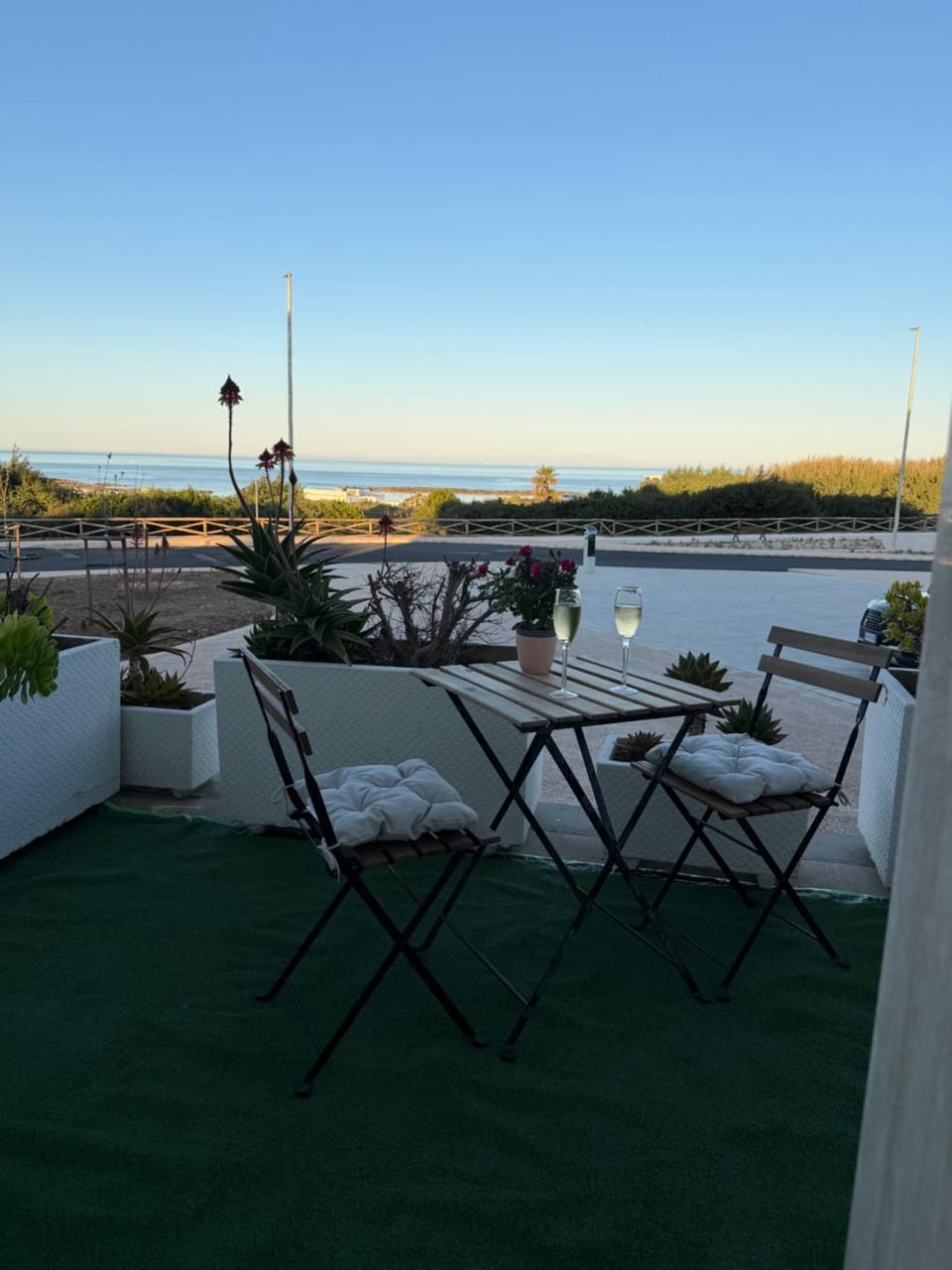 Balcony/Terrace, Bedroom, Drinks, Alcoholic drinks, Alcoholic drinks