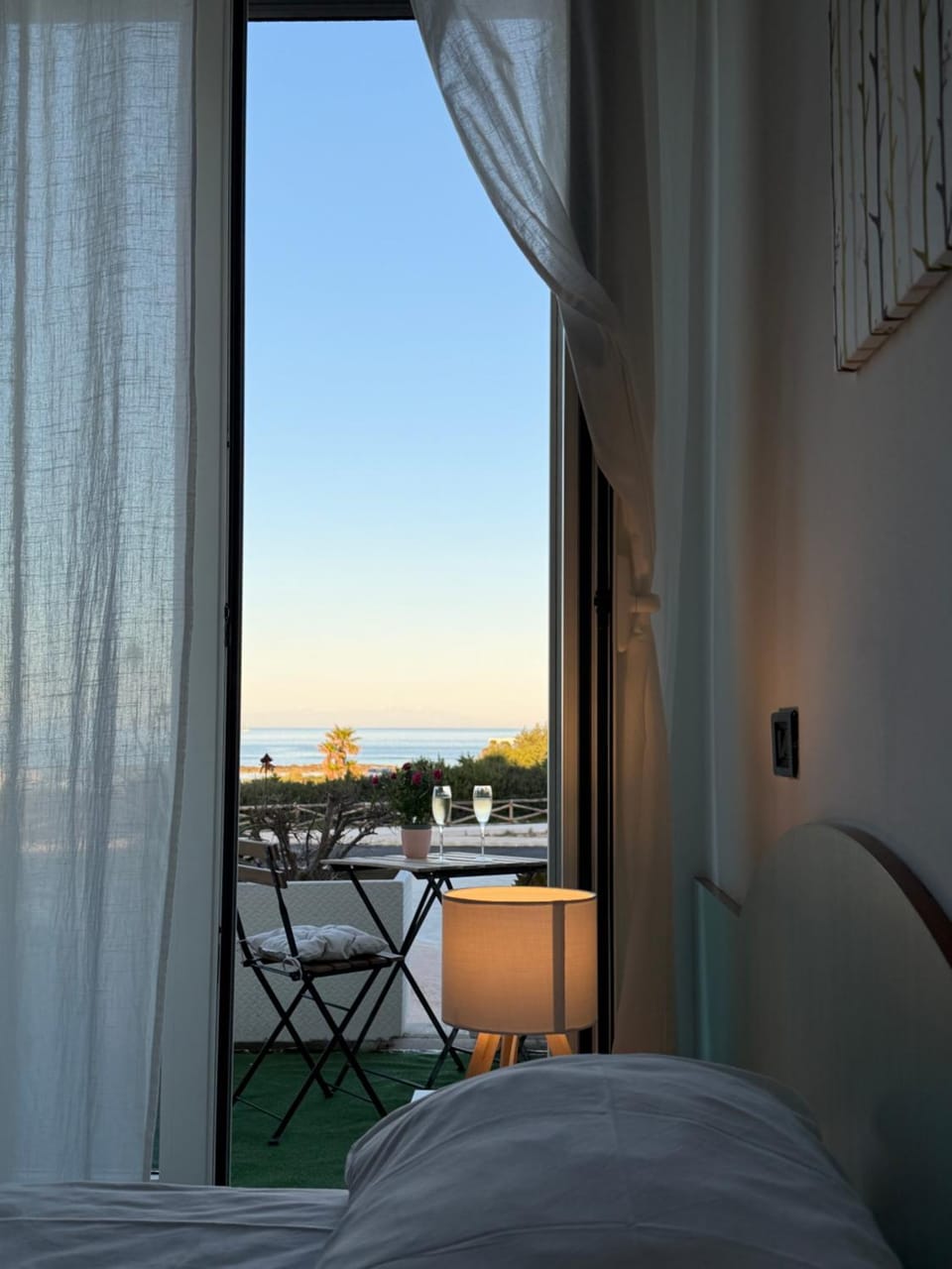 View (from property/room), Balcony/Terrace, Bedroom