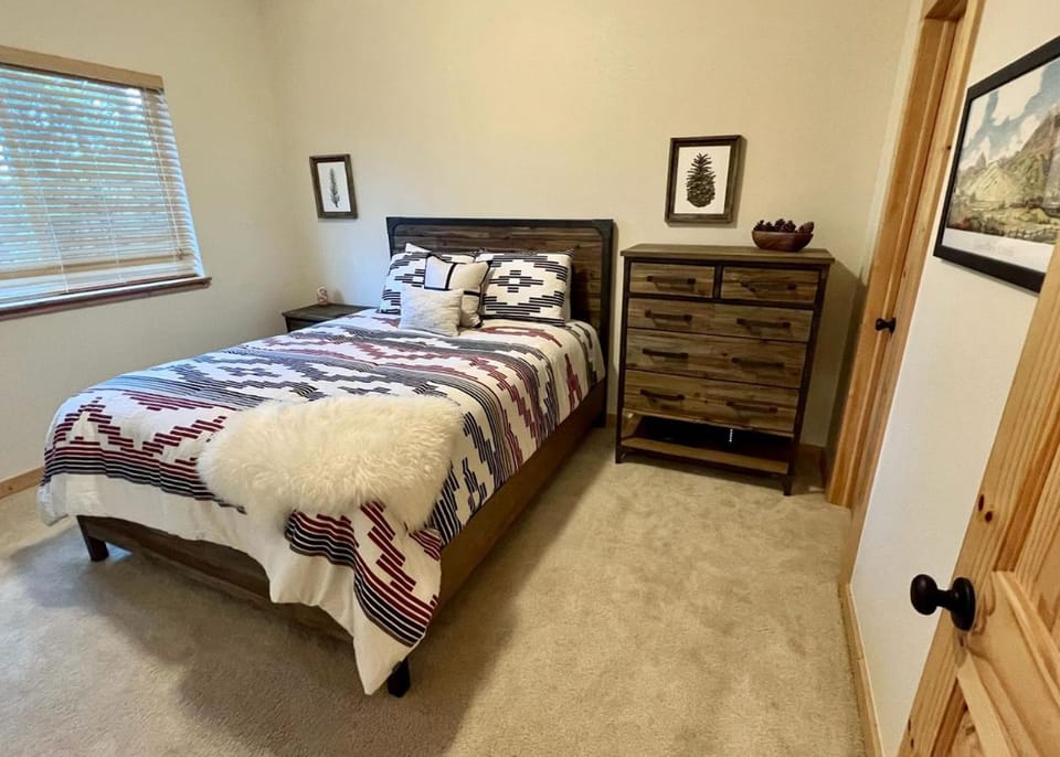 Bristlecone Cabin Cabin in Park County