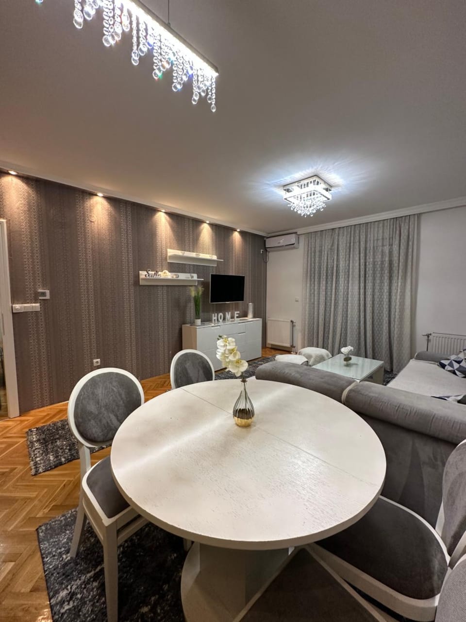 Central Luxury Suites Apartment in Vojvodina