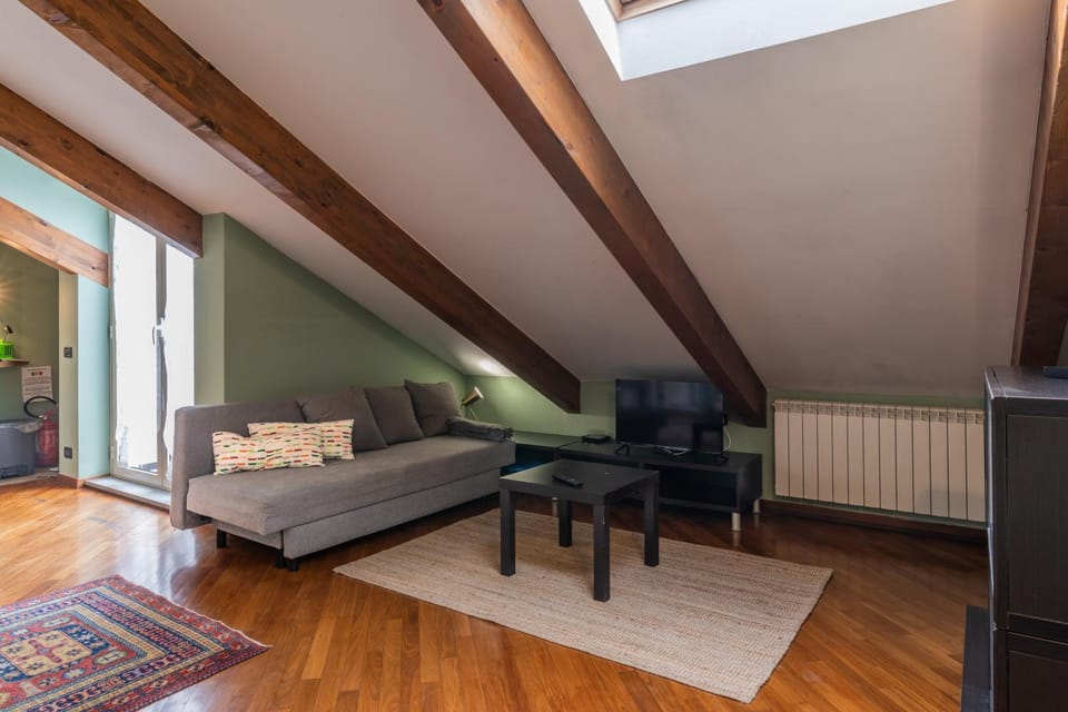 Communal lounge/ TV room, TV and multimedia