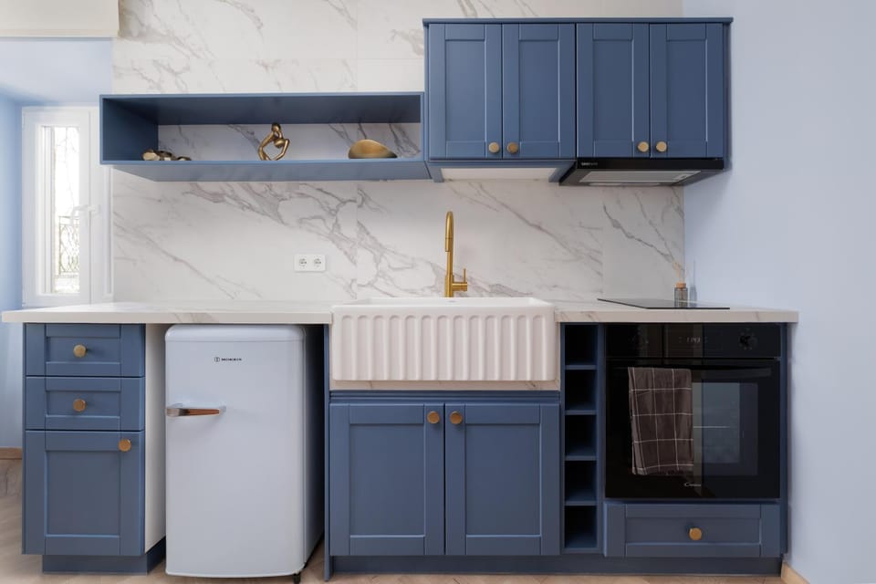 Kitchen or kitchenette, stove