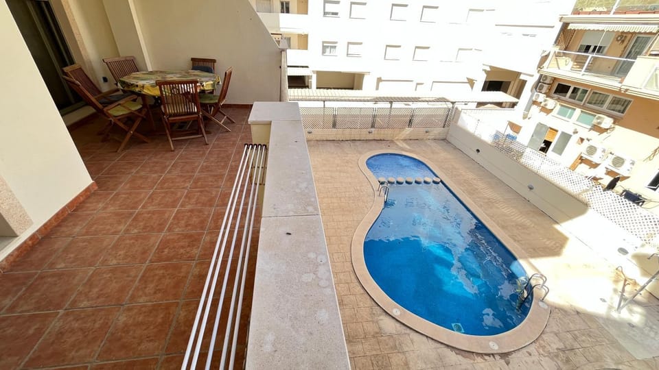 Balcony/Terrace, Pool view, Swimming pool