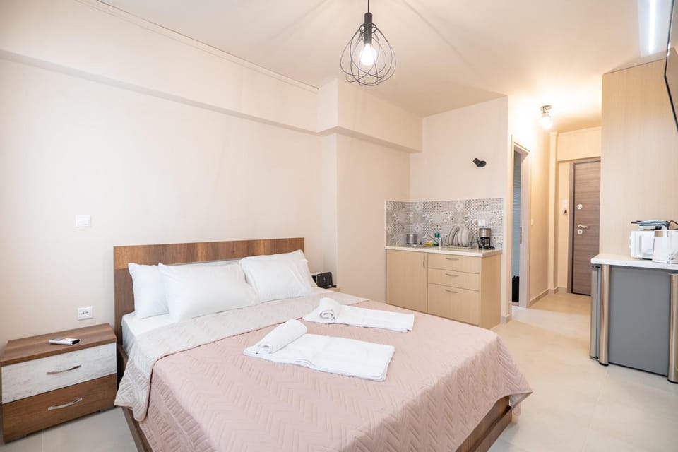 Kitchen or kitchenette, Photo of the whole room, Bedroom, towels, wardrobe