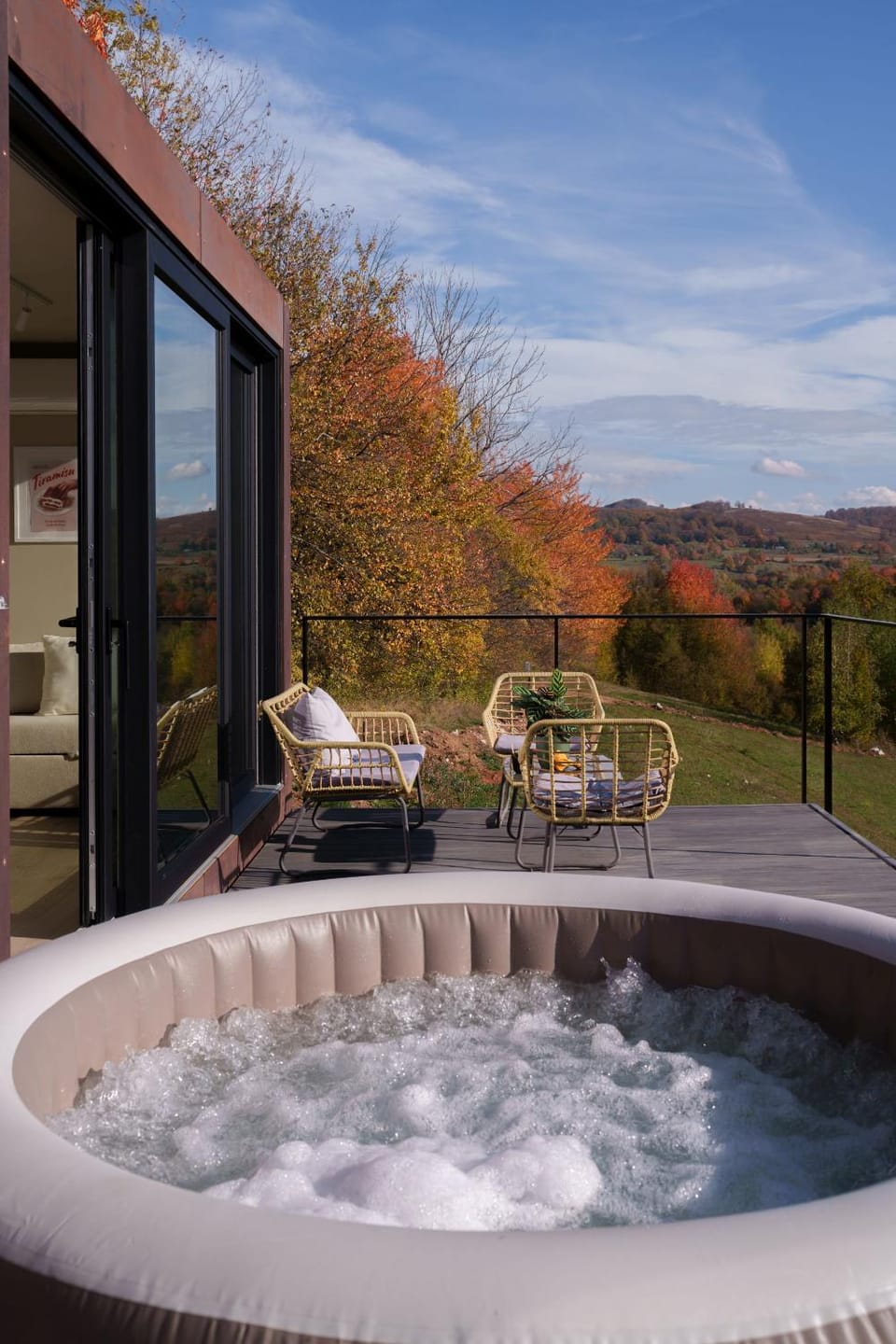 Natural landscape, Hot Tub, Balcony/Terrace