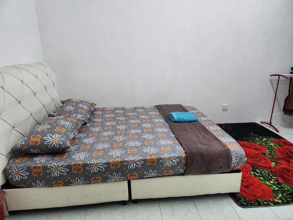 D'Haja 5 KLIA Sepang with Free Wi-Fi & 3 Airconds House in Selangor, Malaysia