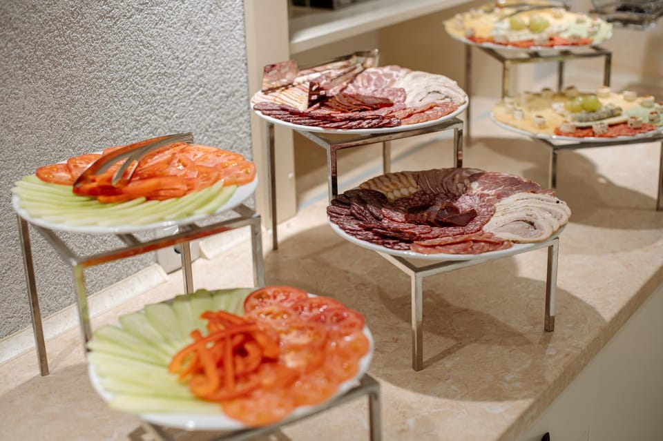 Buffet breakfast