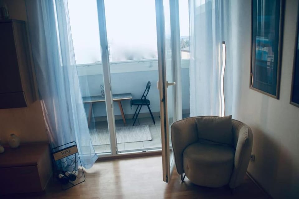 JASMINE APARTMENT - FREE PARKING - CITY CENTER - SKIBUS - TATRALANDIA 5km Apartment in Slovakia