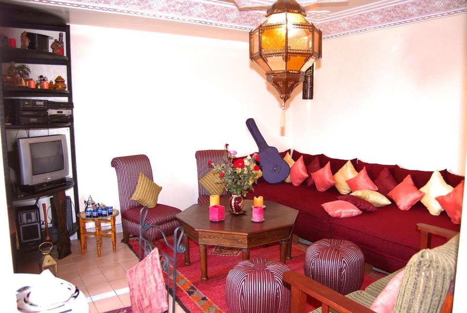 Communal lounge/ TV room, Internal: Not applicable to any particular room