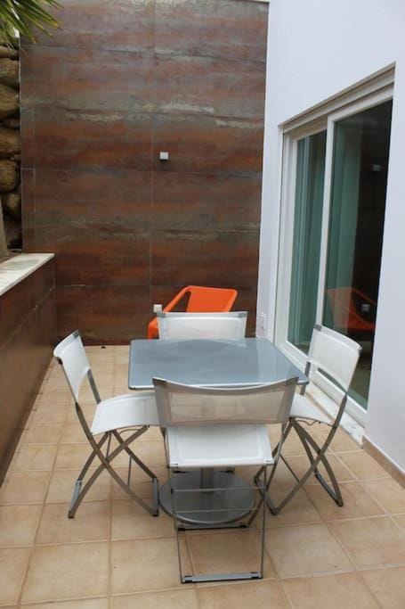 Patio, Day, Balcony/Terrace