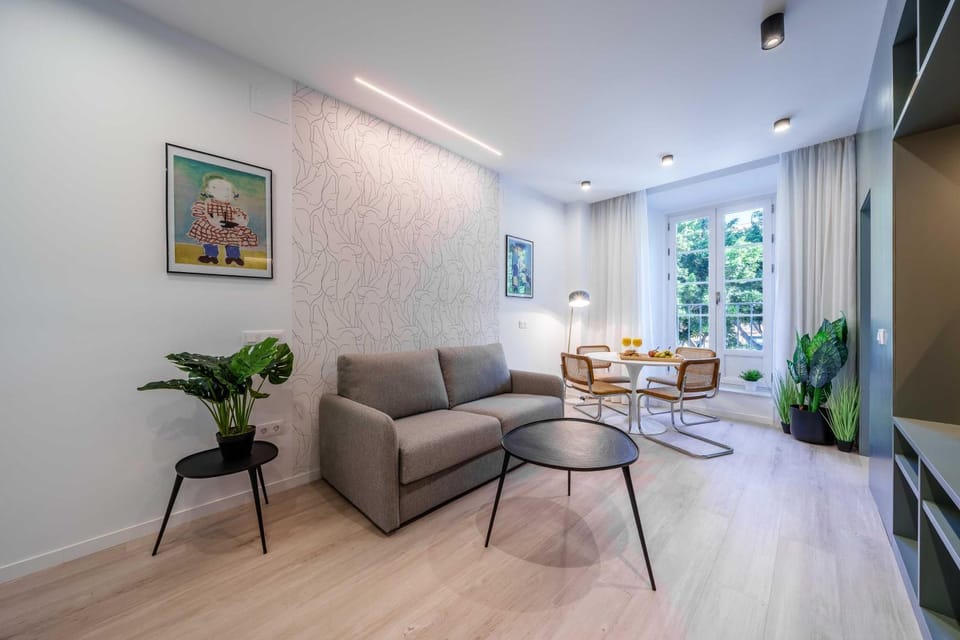 TV and multimedia, Seating area