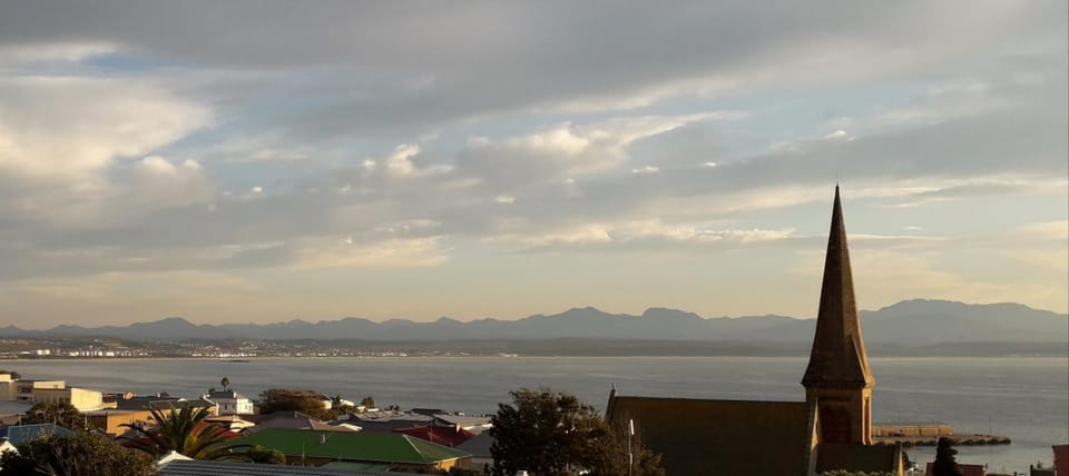 Nearby landmark, Sea view